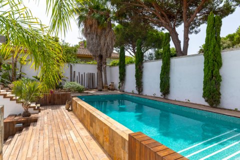 Villa i Chiclana de la Frontera, Cadiz, Spanien 5 sovrum, 445 kvm. Nr. 105688