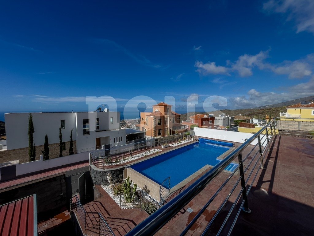 Villa à Adeje, Tenerife, Espagne 3 chambres, 227 m2 No. 103089