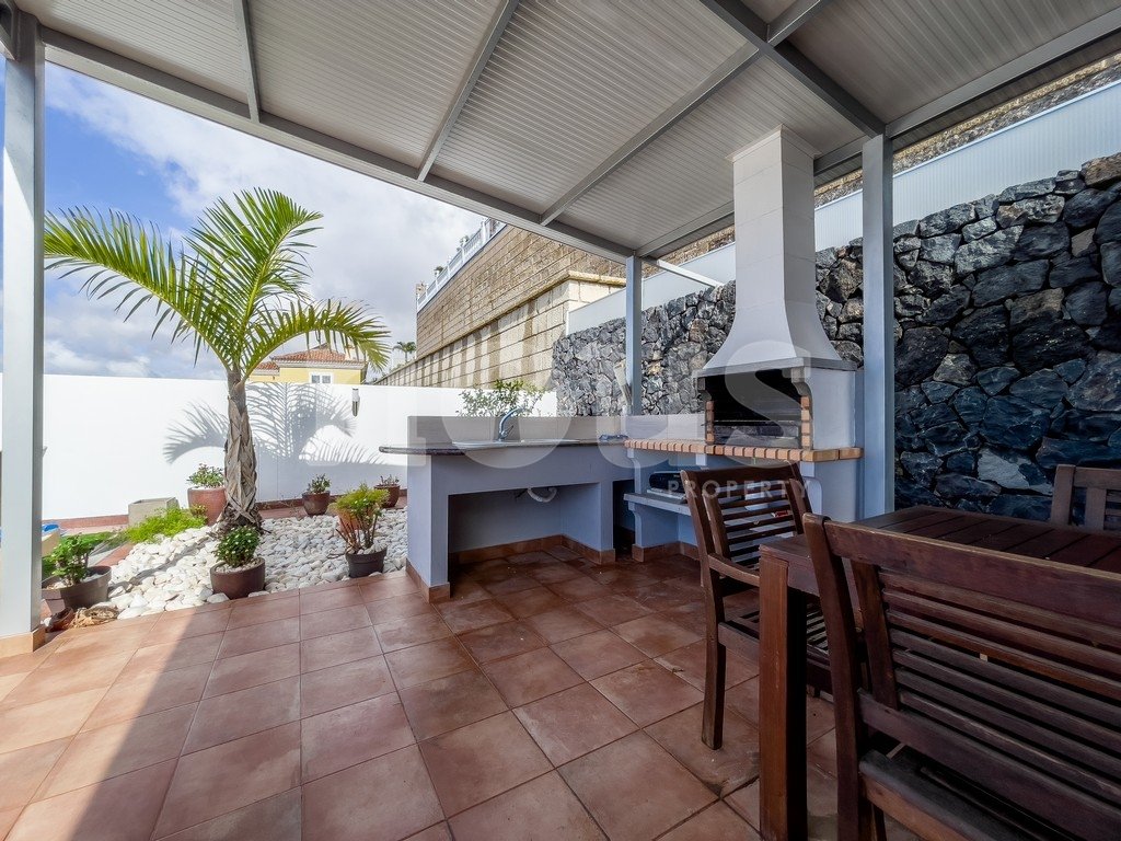 Villa à Adeje, Tenerife, Espagne 3 chambres, 227 m2 No. 103089