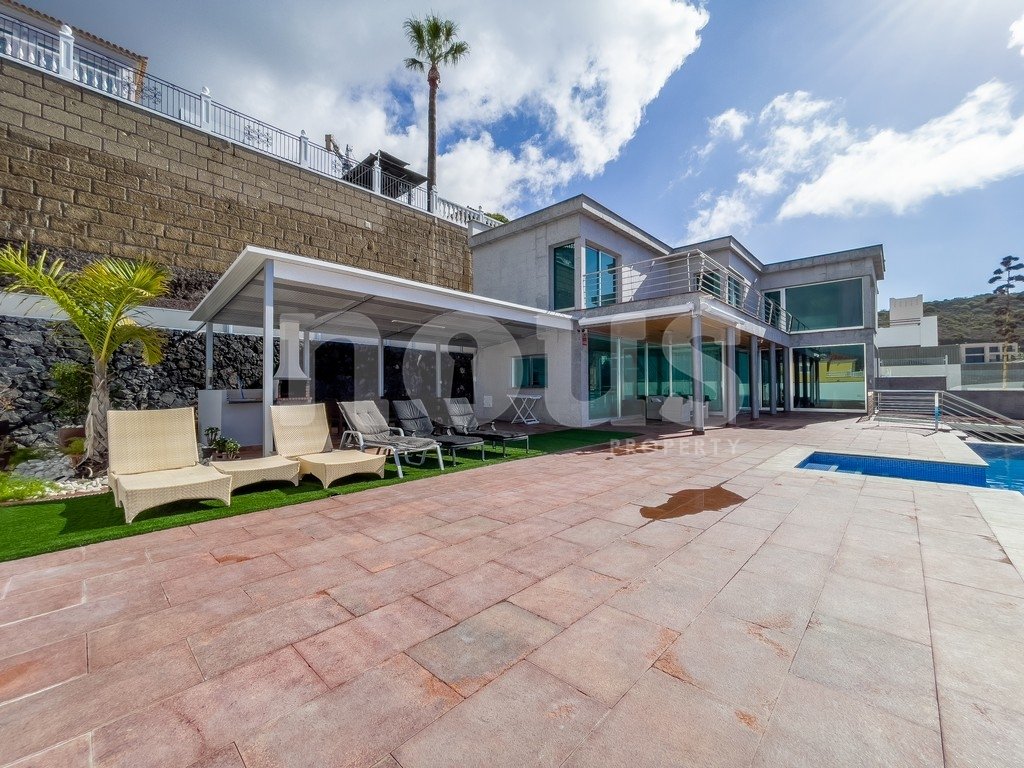 Villa à Adeje, Tenerife, Espagne 3 chambres, 227 m2 No. 103089