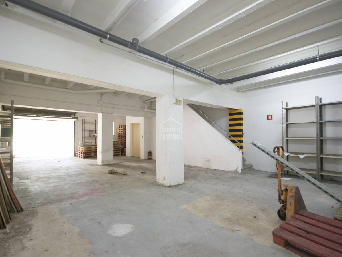 Gewerbeimmobilien in Mahon, Menorca, Spanien 230 m2 Nr. 89117