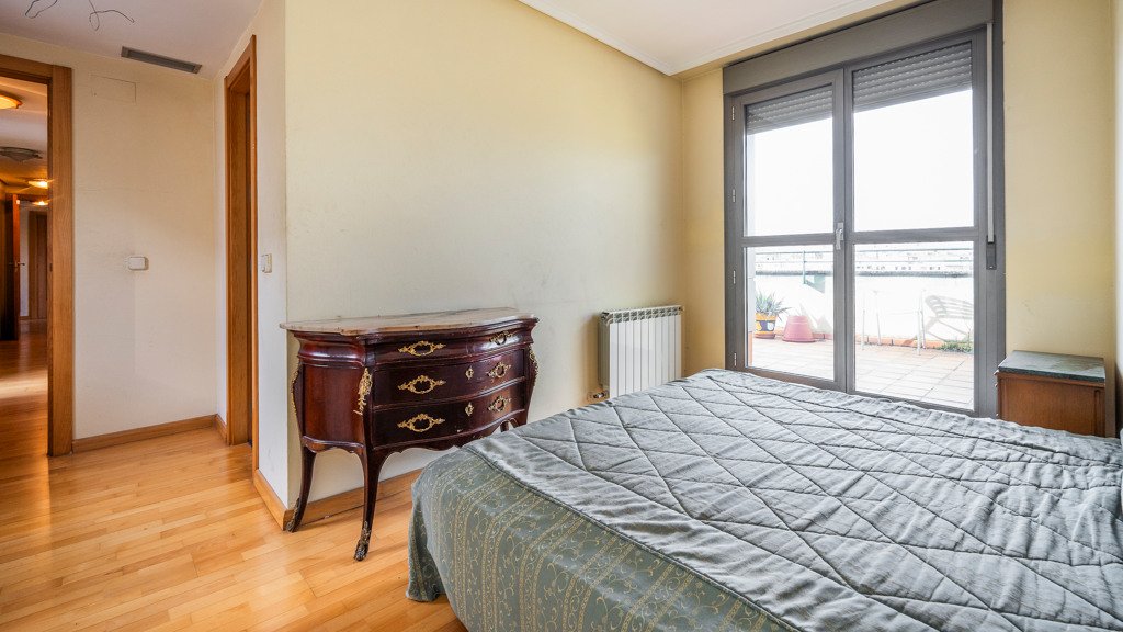 Kattohuoneisto Madrid, Espanja 3 makuuhuonetta, 149 m2 No. 91337