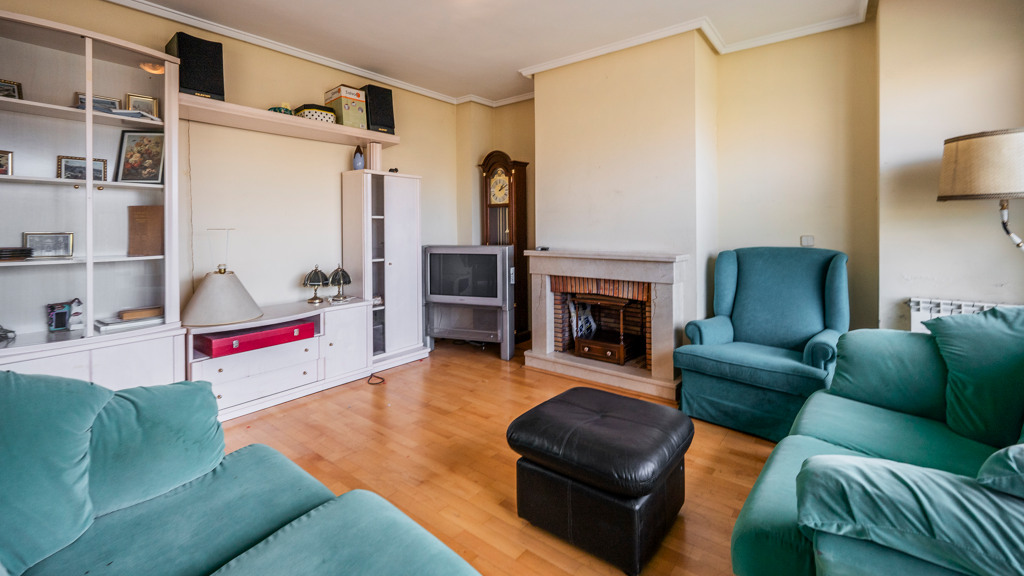 Kattohuoneisto Madrid, Espanja 3 makuuhuonetta, 149 m2 No. 91337