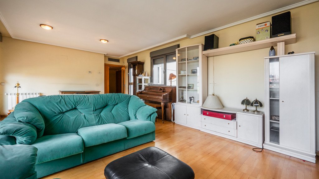 Kattohuoneisto Madrid, Espanja 3 makuuhuonetta, 149 m2 No. 91337