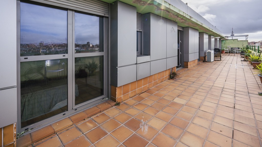 Kattohuoneisto Madrid, Espanja 3 makuuhuonetta, 149 m2 No. 91337