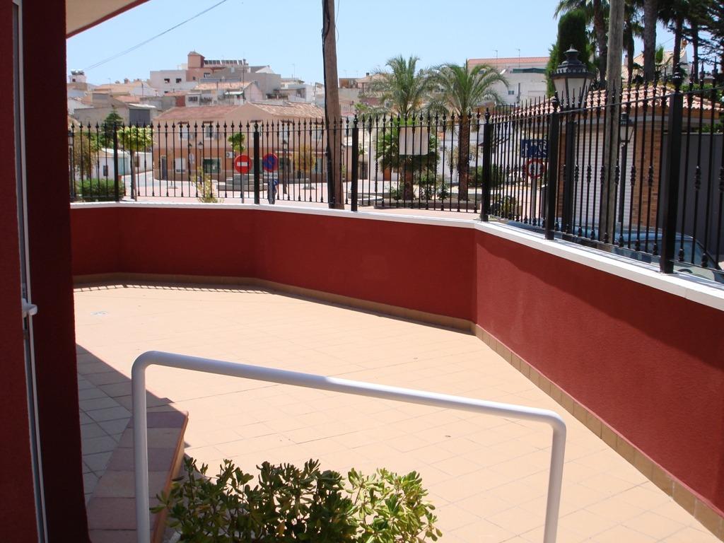 Māja San Miguel de Salinas, Alicante, Spānijā 2 istabas, 178 m2 Nr. 95919