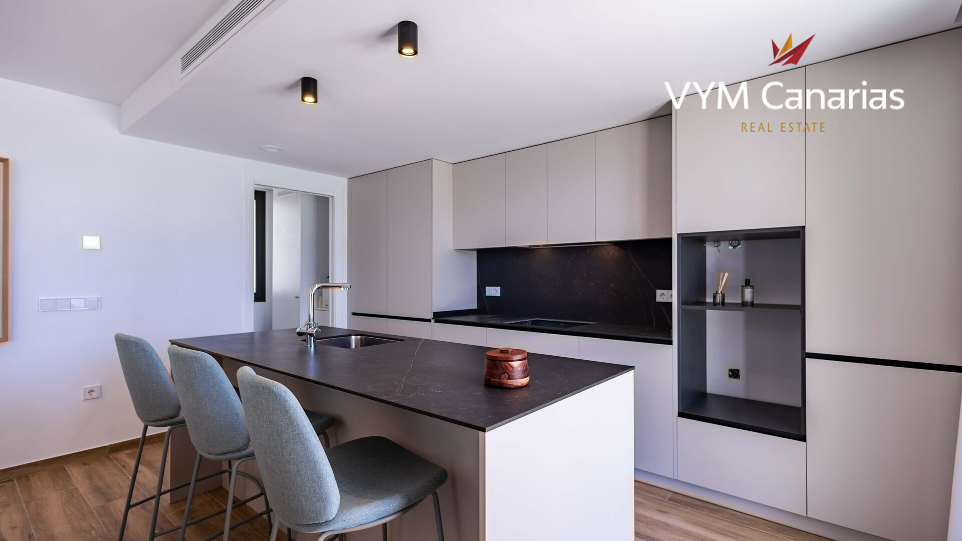 Villa à Polop, Alicante, Espagne 3 chambres, 259 m2 No. 95915