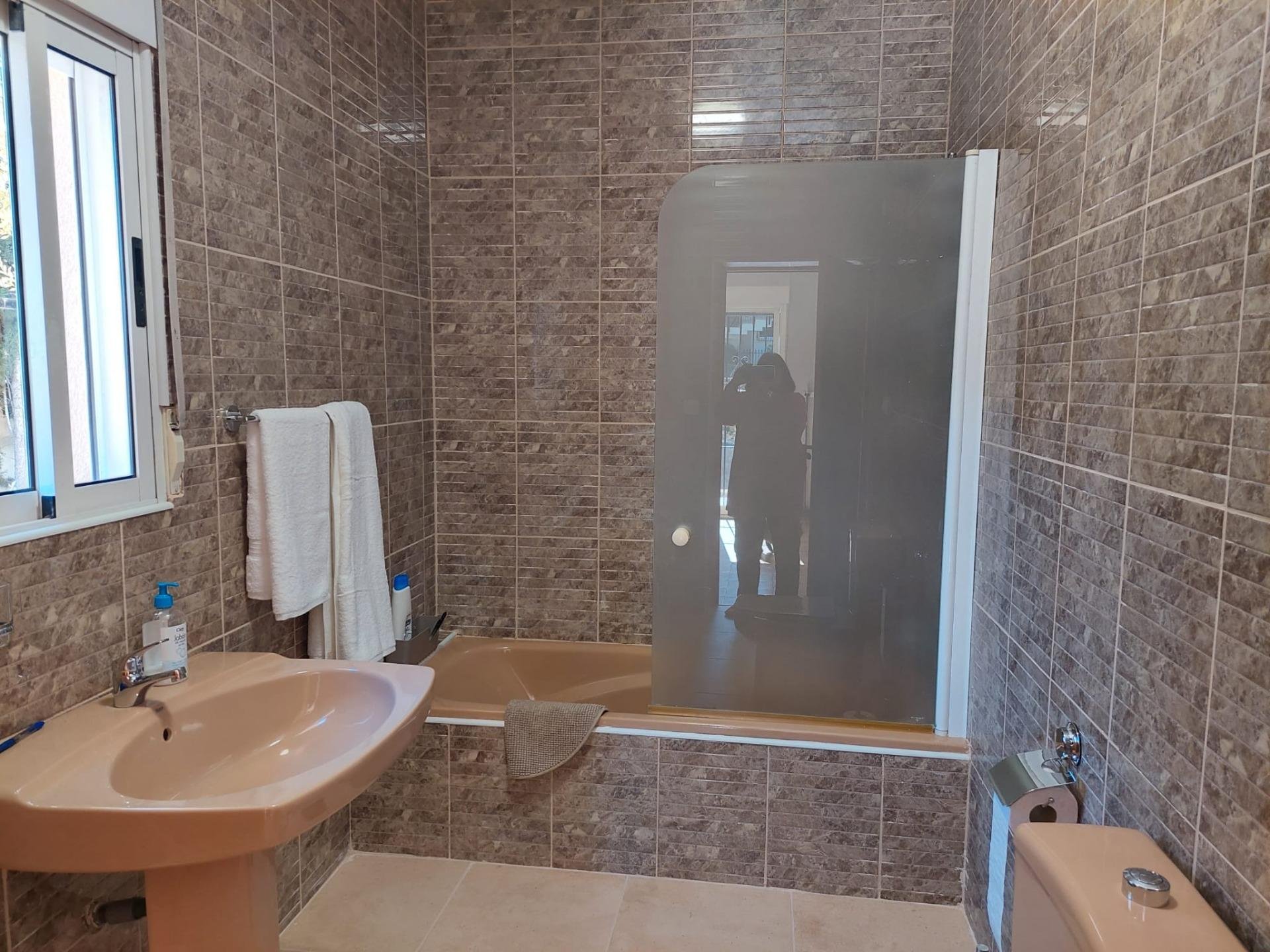 Villa in Algorfa, Alicante, Spain 5 bedrooms, 286 sq.m. No. 95918