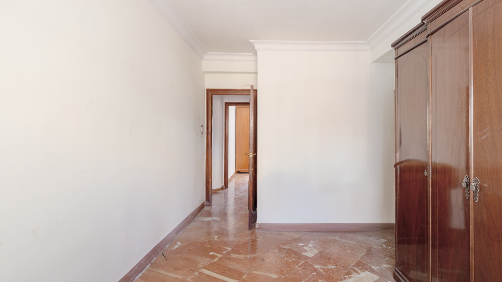 Apartamento en Sevilla, España 5 dormitorios, 154 m2 No. 98996