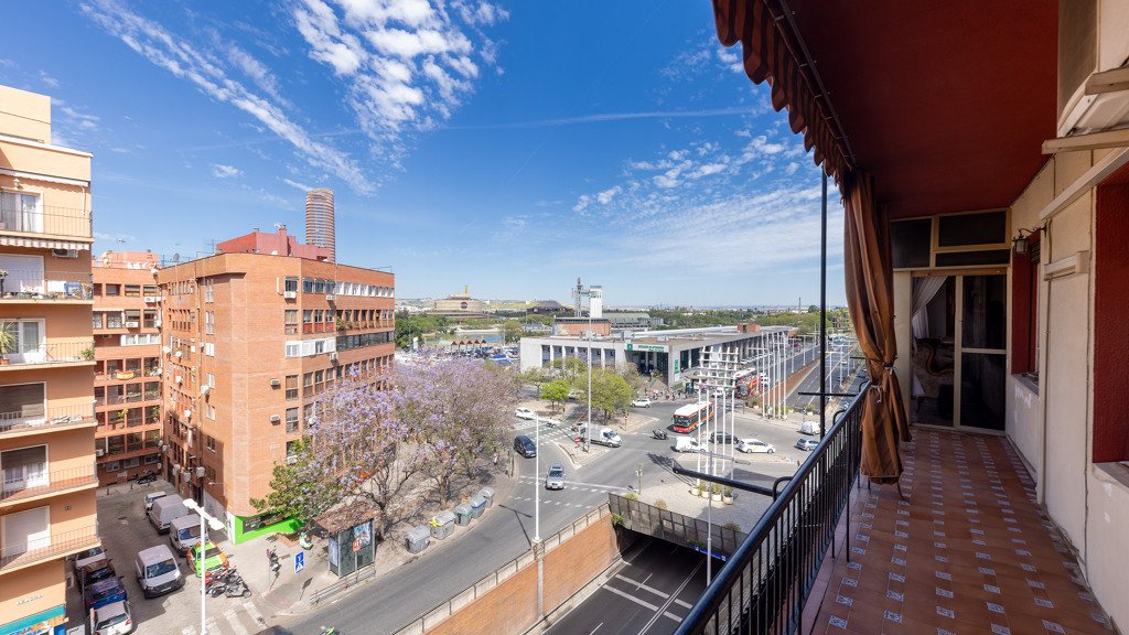 Apartamento en Sevilla, España 5 dormitorios, 154 m2 No. 98996