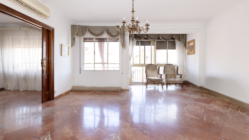 Apartamento en Sevilla, España 5 dormitorios, 154 m2 No. 98996