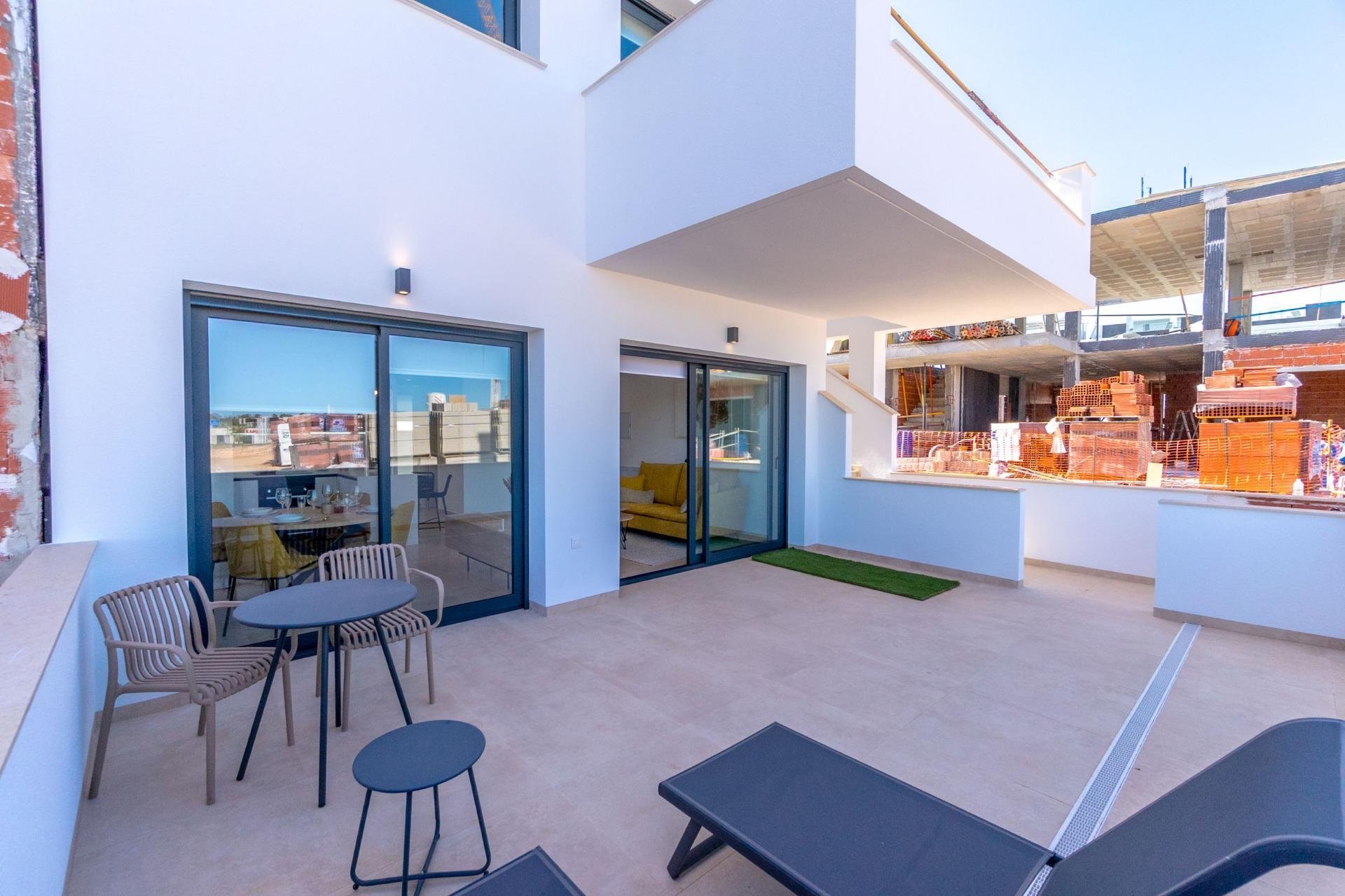Bungalow i Los Balcones, Alicante, Spanien 3 sovrum, 69 kvm. Nr. 94796