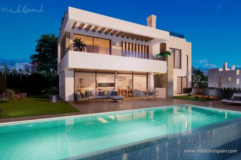 Huvila Estepona, Malaga, Espanja 4 makuuhuonetta, 656 m2 No. 108746