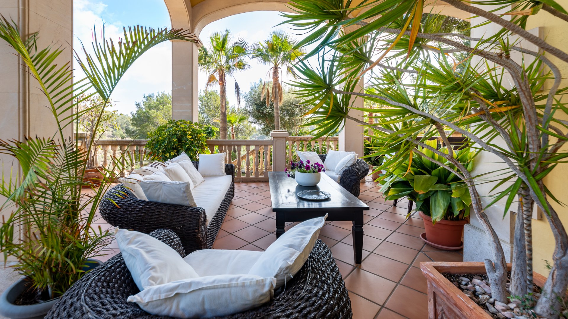 Villa a Bendinat, Mallorca, Spagna 7 camere da letto, 911 mq. N° 82690