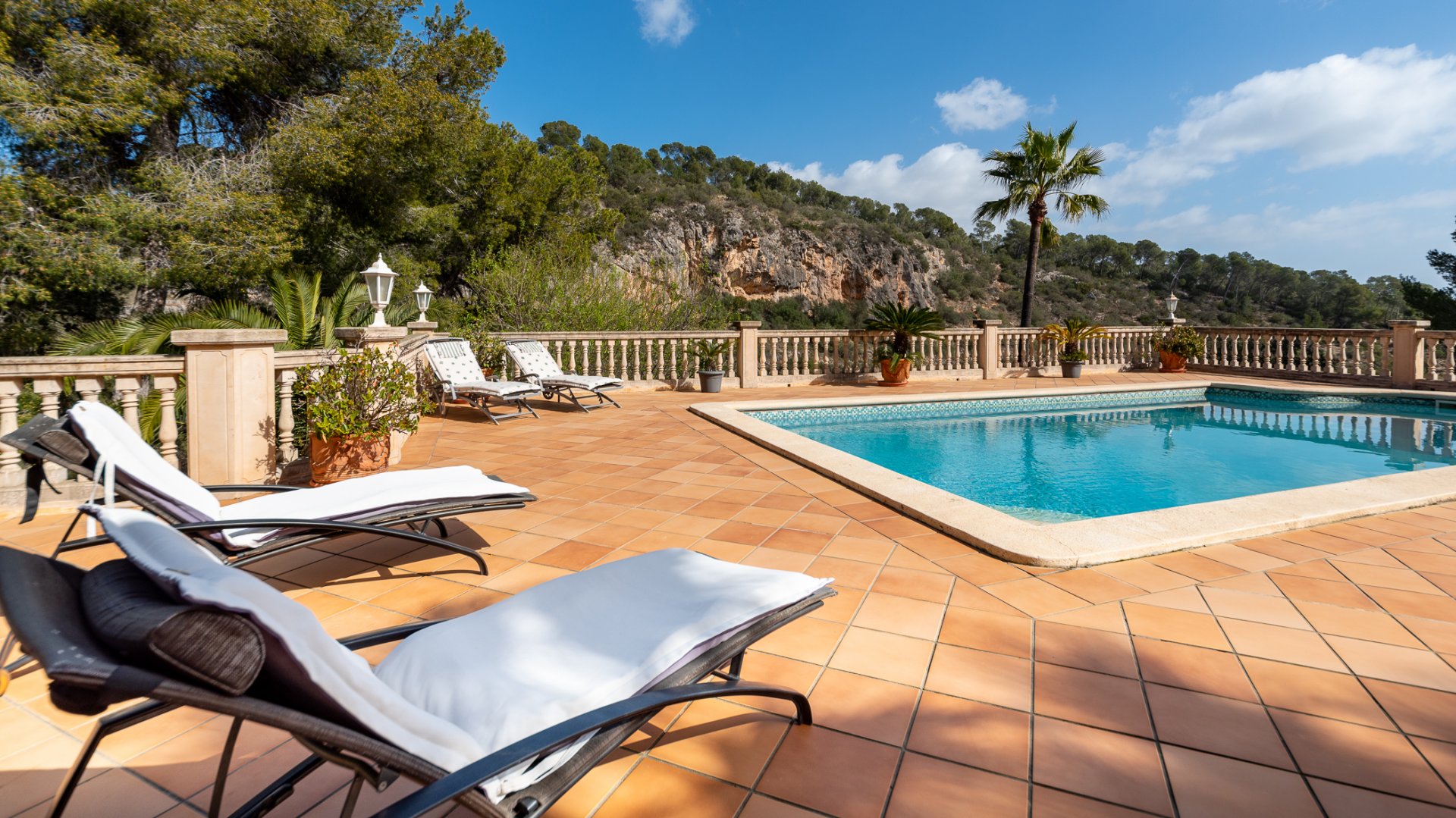 Villa a Bendinat, Mallorca, Spagna 7 camere da letto, 911 mq. N° 82690