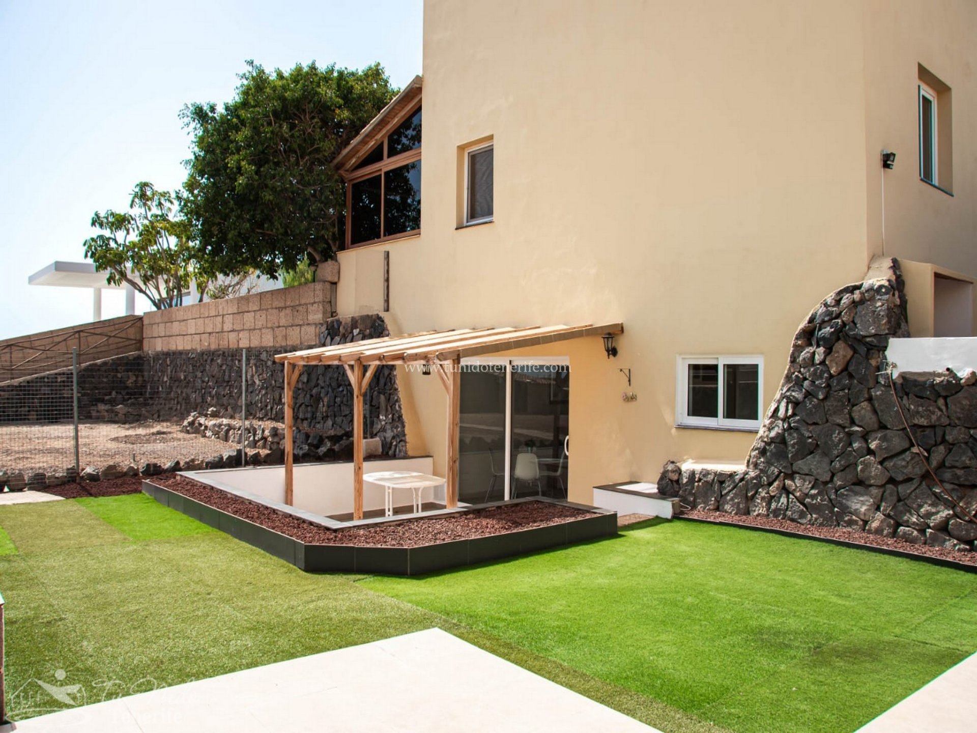 Villa en La Orotava, Tenerife, España 4 dormitorios, 350 m2 No. 82689