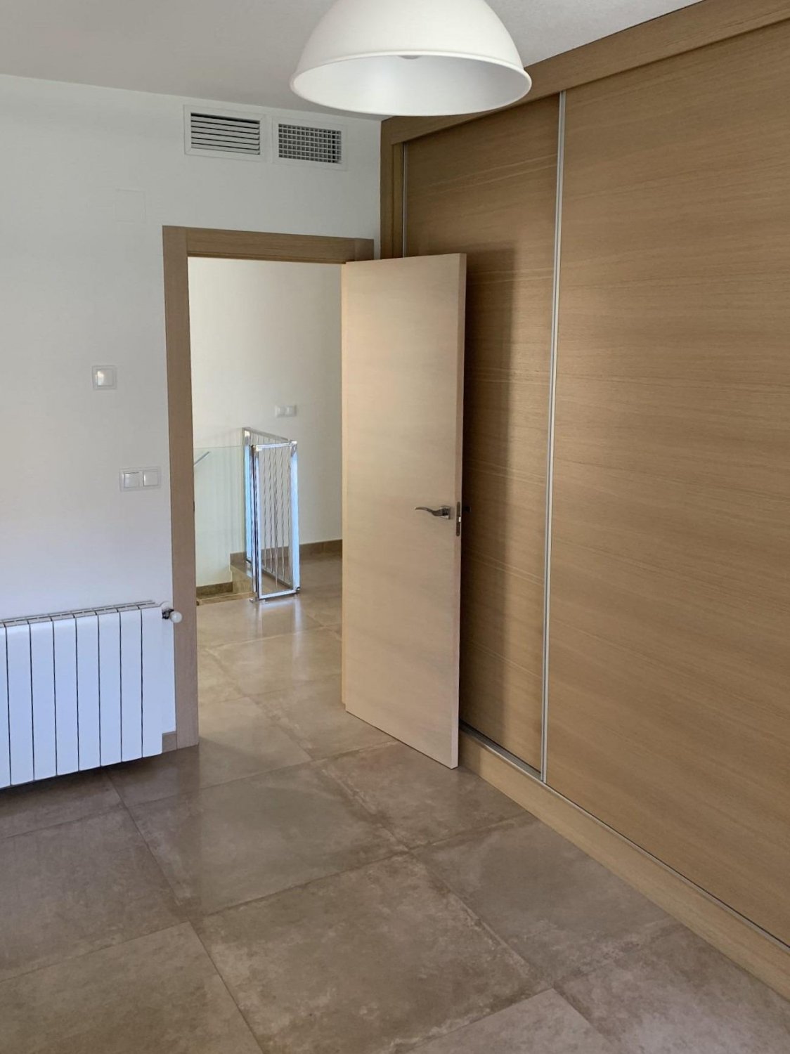 Dvīņu māja Dolores, Alicante, Spānijā 4 istabas, 315 m2 Nr. 93422