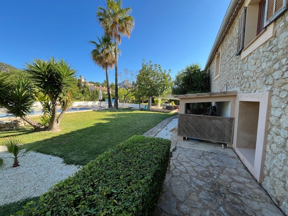 Villa en Es Capdella, Mallorca, España 4 dormitorios, 439 m2 No. 103775
