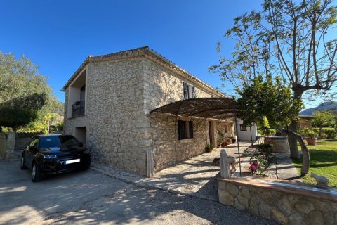 Huvila Es Capdella, Mallorca, Espanja 4 makuuhuonetta, 439 m2 No. 103775
