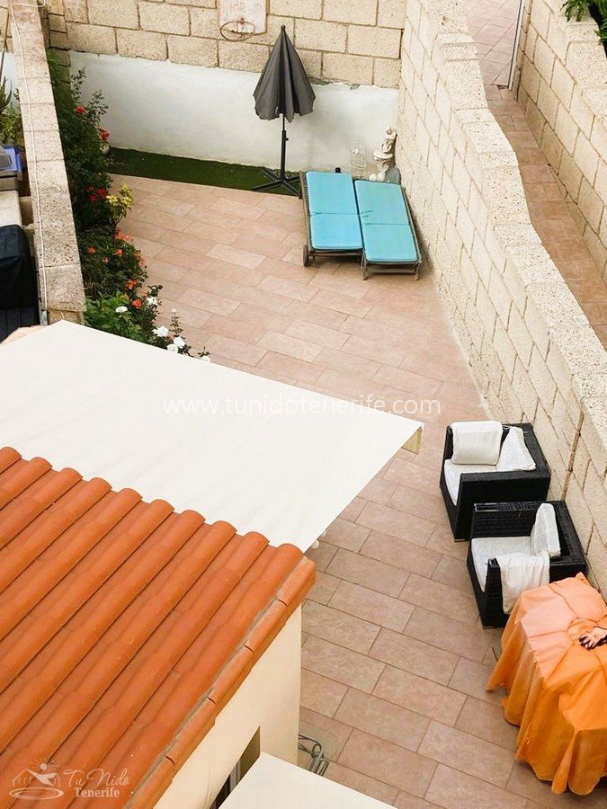Tvåvåningslägenhet i Torviscas, Tenerife, Spanien 4 sovrum, 127 kvm. Nr. 96216
