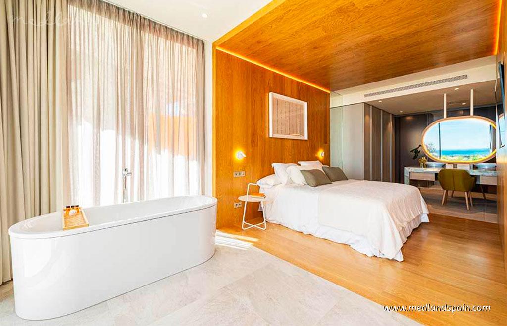 Dzīvoklis Fuengirola, Malaga, Spānijā 2 istabas, 115.7 m2 Nr. 104823