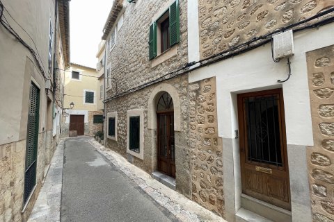 Kaupunkipientalo Soller, Mallorca, Espanja 4 makuuhuonetta, 230 m2 No. 82390