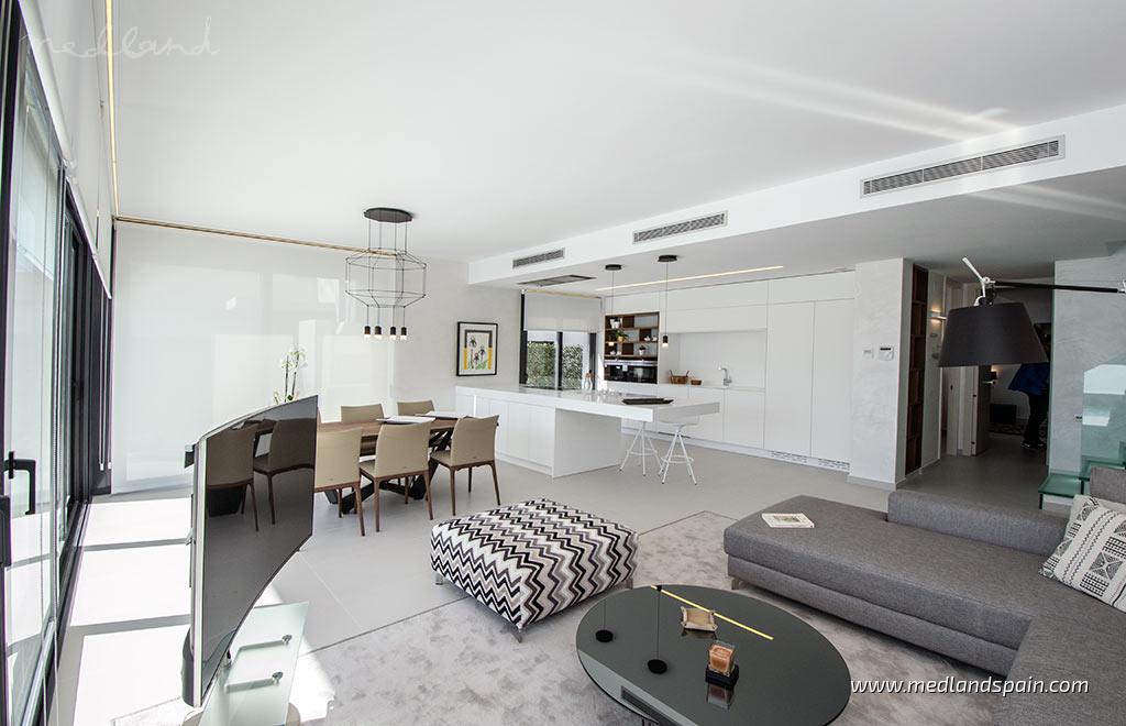 Villa in Campoamor, Alicante, Spain 4 bedrooms, 196 sq.m. No. 9720