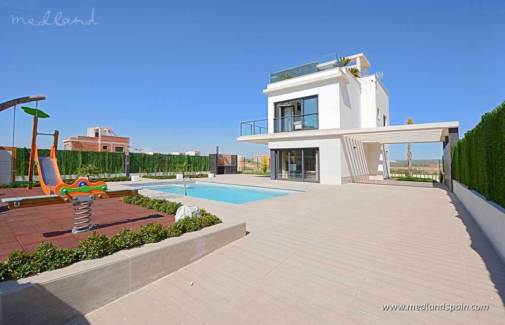Villa in Campoamor, Alicante, Spain 4 bedrooms, 157 sq.m. No. 9713