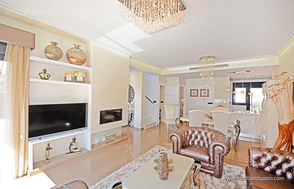Villa in Campoamor, Alicante, Spain 4 bedrooms, 157 sq.m. No. 9713