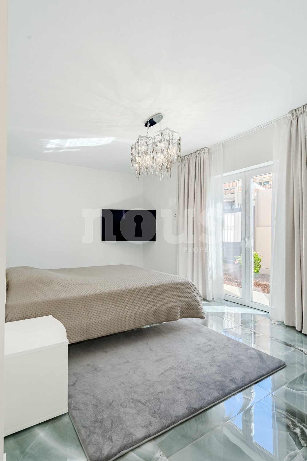 Villa in Adeje, Tenerife, Spain 5 bedrooms, 198 sq.m. No. 109843