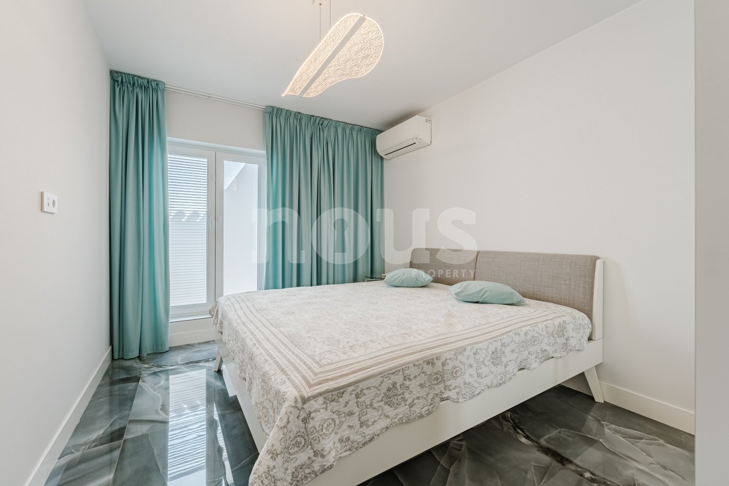 Villa in Adeje, Tenerife, Spain 5 bedrooms, 198 sq.m. No. 109843