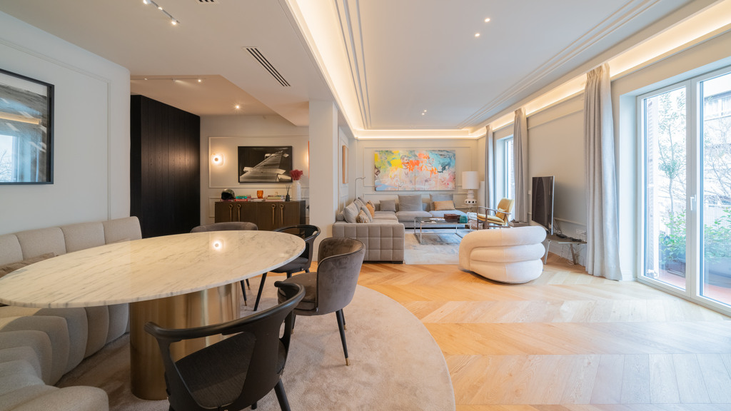 Apartment à Madrid, Espagne 3 chambres, 133 m2 No. 107944