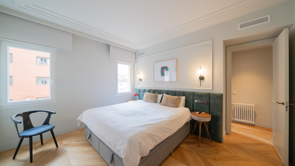 Apartment à Madrid, Espagne 3 chambres, 133 m2 No. 107944