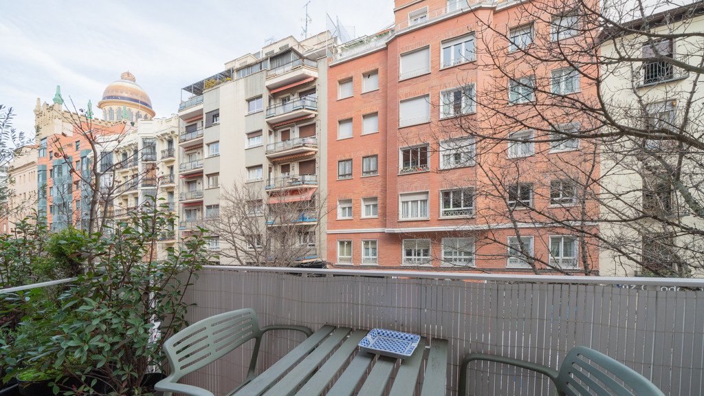 Apartment à Madrid, Espagne 3 chambres, 133 m2 No. 107944