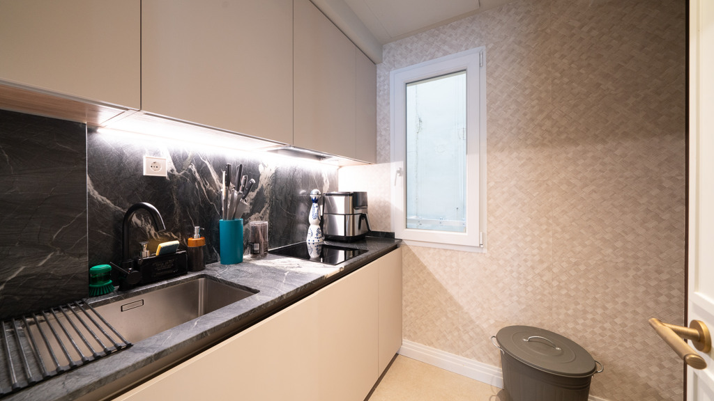 Apartment à Madrid, Espagne 3 chambres, 133 m2 No. 107944
