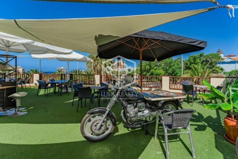 Commercial property in Arona, Tenerife, Spain 85 sq.m. No. 111115