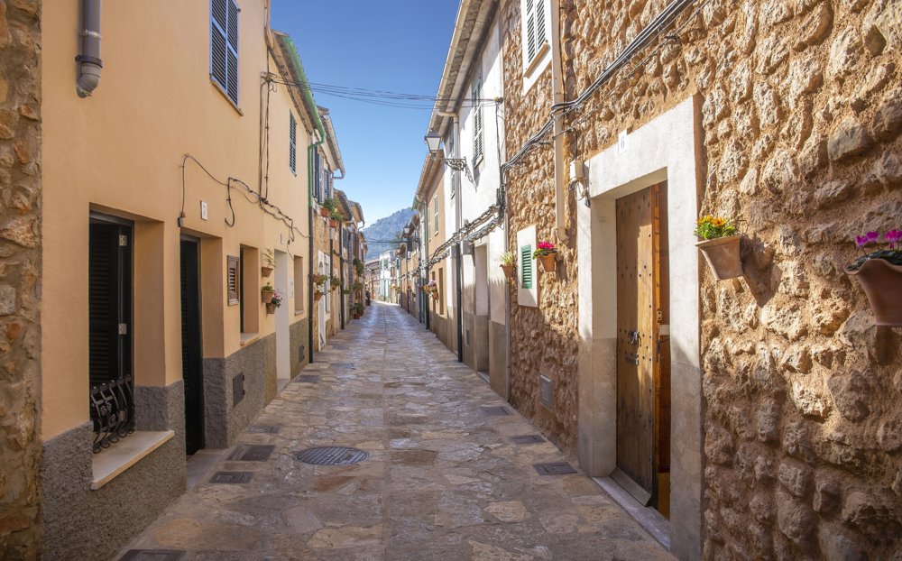 Casa adosada en Esporles, Mallorca, España 3 dormitorios, 149 m2 No. 103832