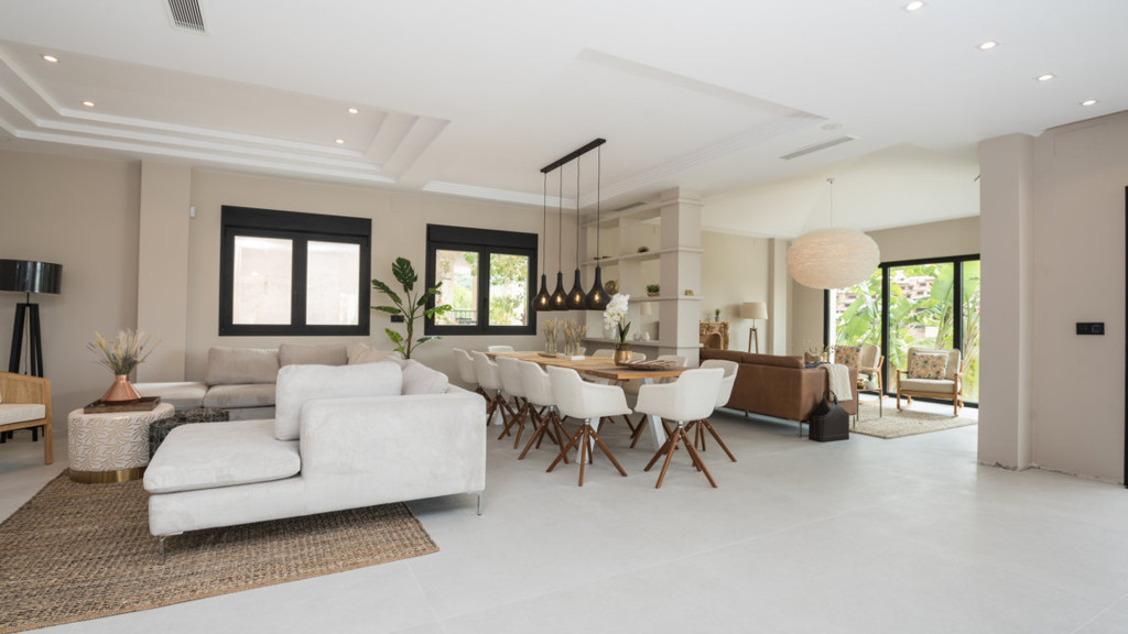Villa a Marbella, Malaga, Spagna 8 camere da letto, 539 mq. N° 106307