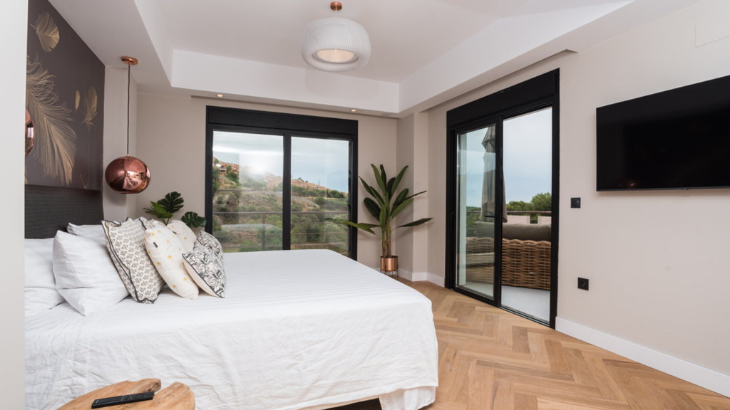 Villa a Marbella, Malaga, Spagna 8 camere da letto, 539 mq. N° 106307
