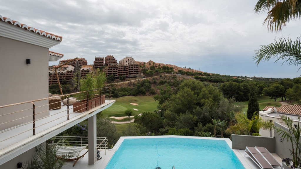 Villa a Marbella, Malaga, Spagna 8 camere da letto, 539 mq. N° 106307