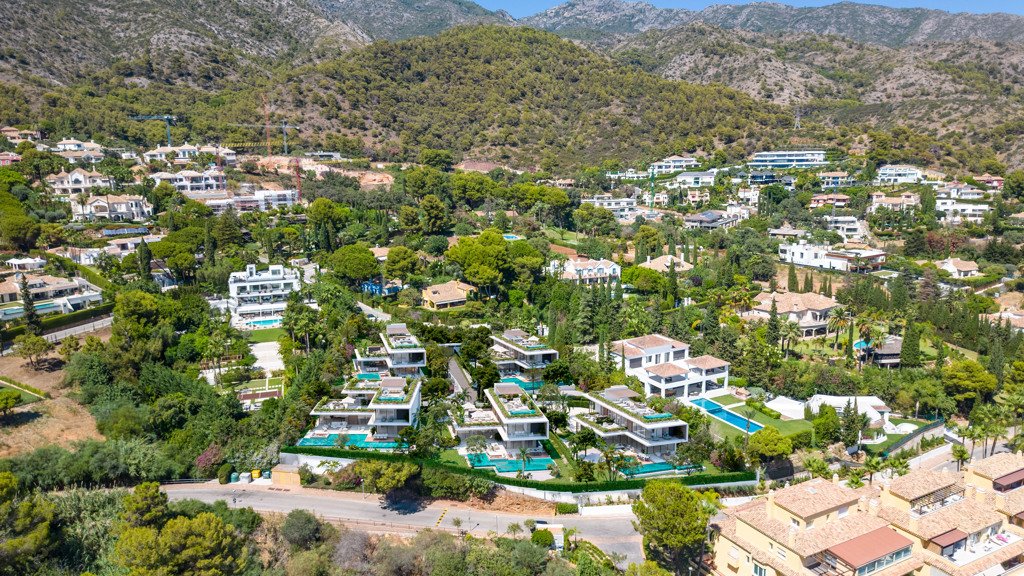 Villa i Marbella, Malaga, Spanien 5 sovrum, 1769 kvm. Nr. 88645