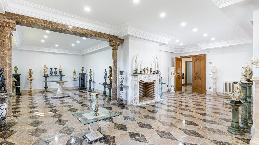 Villa in Villanueva de la Canada, Madrid, Spanien 8 Schlafzimmer, 660 m2 Nr. 107532