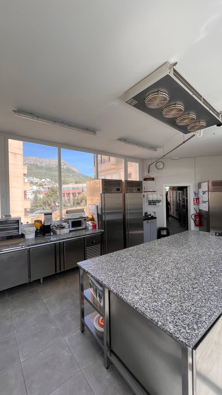 Komerciāls īpašums Calpe, Alicante, Spānijā 210 m2 Nr. 88971