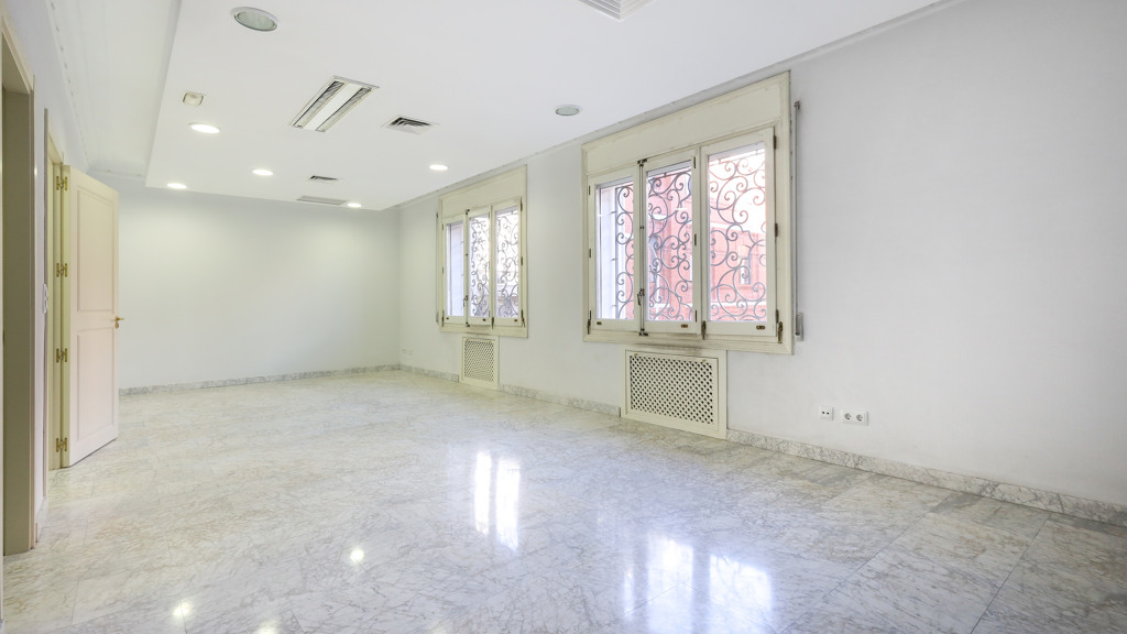 Apartment à Madrid, Espagne 10 chambres, 581 m2 No. 107631
