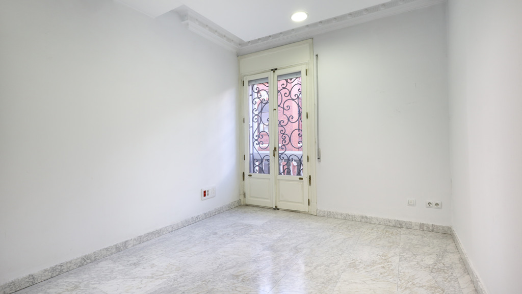 Apartment à Madrid, Espagne 10 chambres, 581 m2 No. 107631