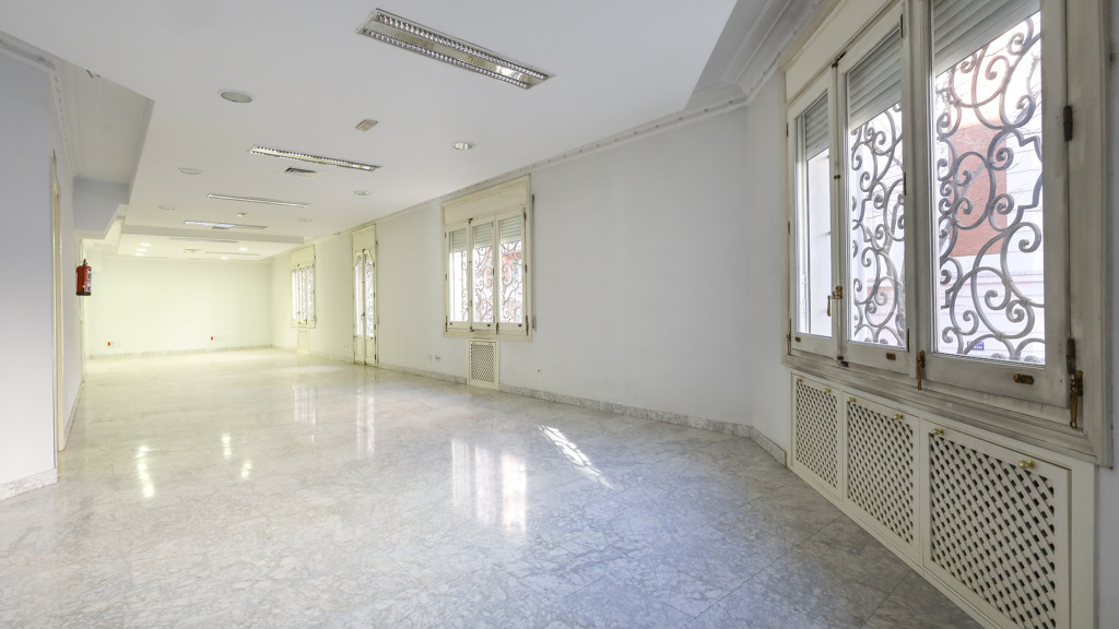 Apartment à Madrid, Espagne 10 chambres, 581 m2 No. 107631