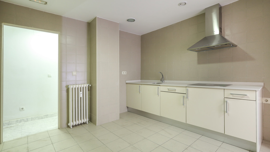Apartment à Madrid, Espagne 10 chambres, 581 m2 No. 107631