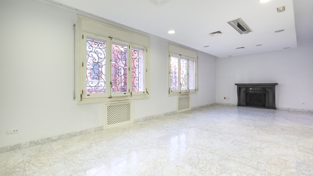 Apartment à Madrid, Espagne 10 chambres, 581 m2 No. 107631