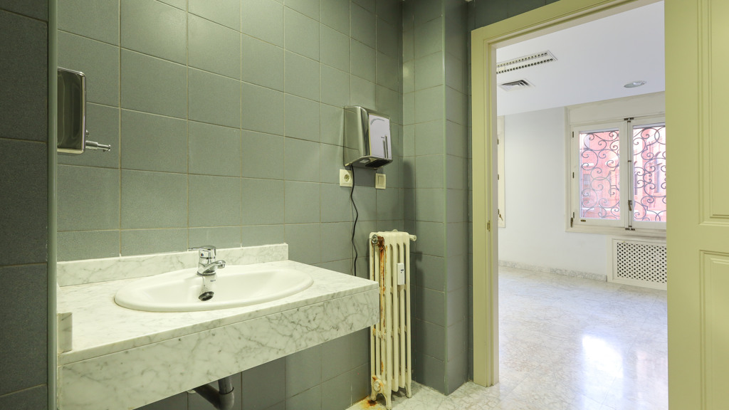 Apartment à Madrid, Espagne 10 chambres, 581 m2 No. 107631