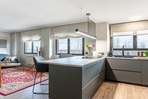 Penthouse in Boadilla del Monte, Madrid, Spain 2 bedrooms, 95.94 sq.m. No. 107630